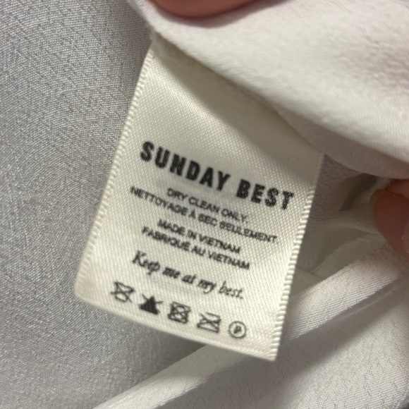 BNWT Aritzia Sunday Best Olson Top in
White - Picture 7 of 11